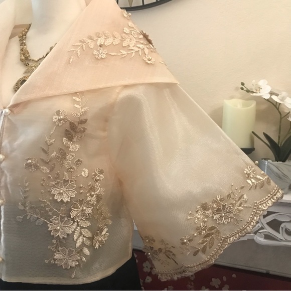 Cream Beige Piña Organza Maria Clara Filipiniana blouse w/ classic embroidery - Picture 8 of 17